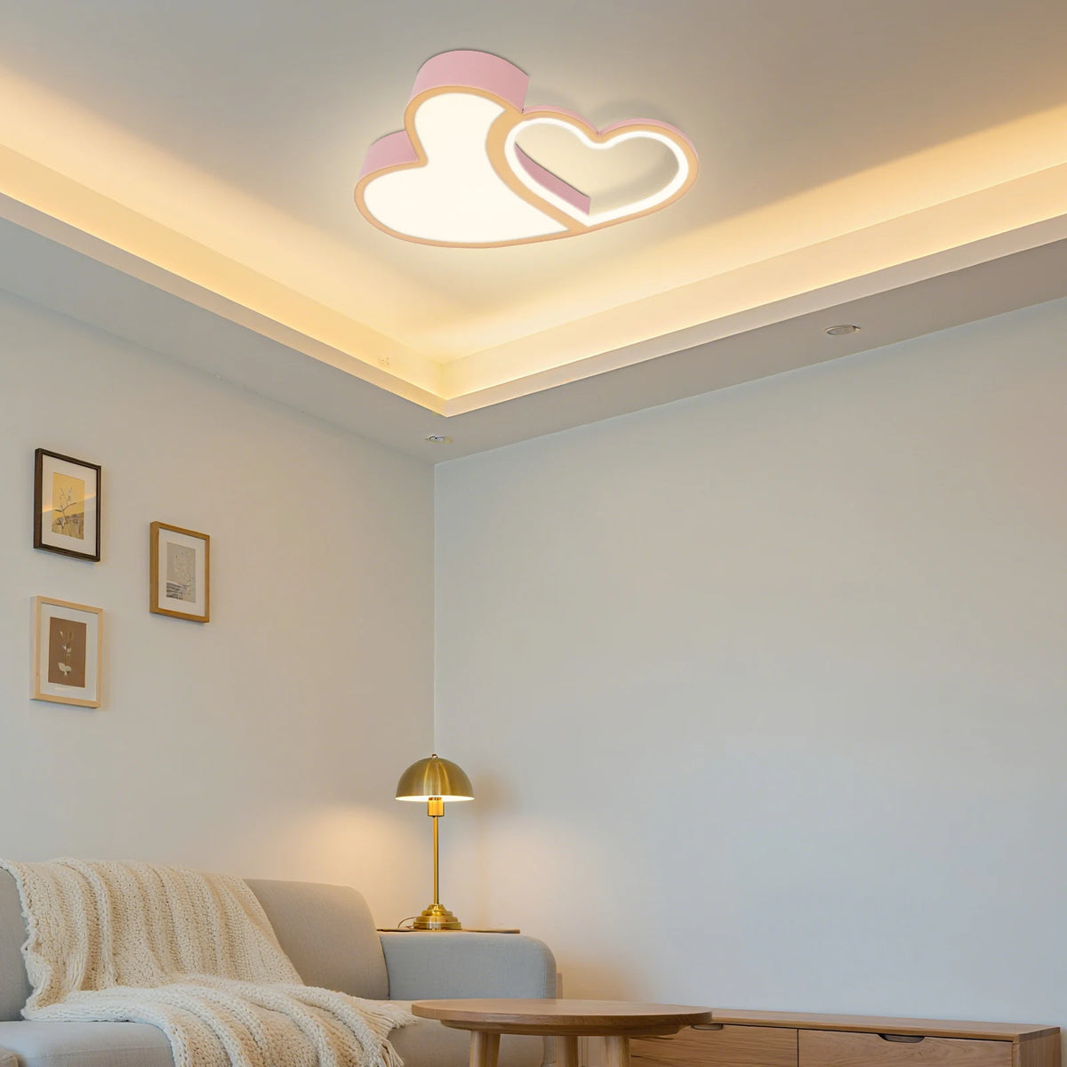 LED Ceiling Light Heart Shaped Flush Mount Lamp Acrylic Ceiling Lamp Dimmable Chandelier W/Remote 220V/110V for Children's Room